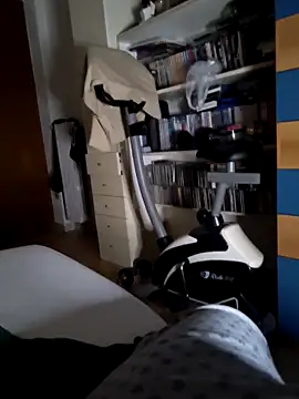 Nikart83 online show from October 18, 5:57 pm