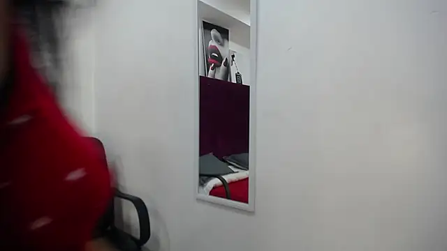 Anthonelaa   online show from March 1, 4:54 pm