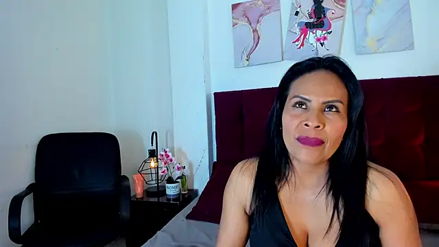 Anthonelaa   online show from October 1, 7:53 pm