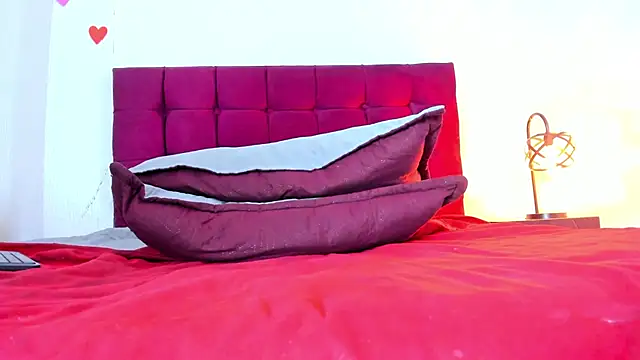 Snapshot of Anthonelaa__ chatting on March 8, 2:04 am Anthonelaa online show from March 8, 2:04 am