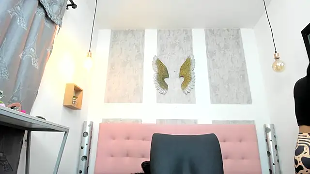 ciara connor online show from March 25, 4:18 am