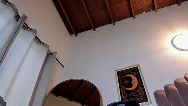 sky caroline online show from February 9, 9:08 pm