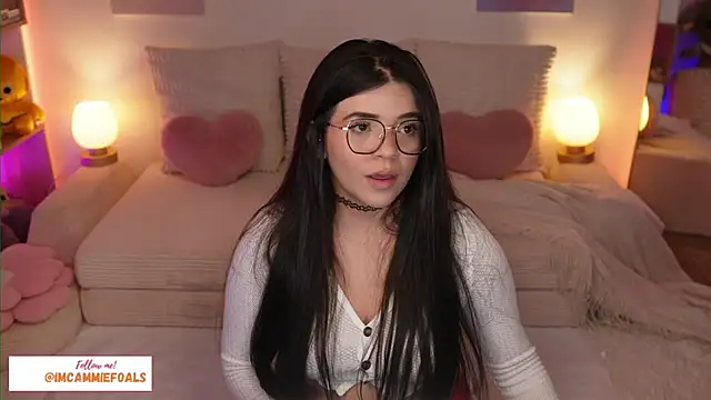 Snapshot of cammiefoalss chatting on February 17, 5:41 pm cammiefoalss online show from February 17, 5:41 pm