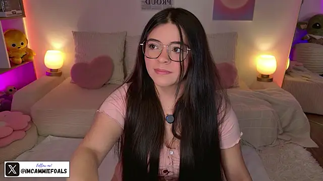 Snapshot of cammiefoalss chatting on March 13, 7:20 pm cammiefoalss online show from March 13, 7:20 pm