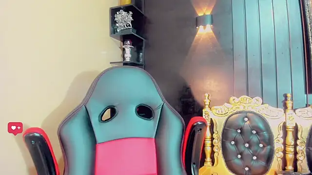 Kendall hornyy online show from January 28, 10:34 pm