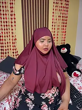 Snapshot of _Shara_Handal_ chatting on February 15, 7:51 am Shara Handal online show from February 15, 7:51 am