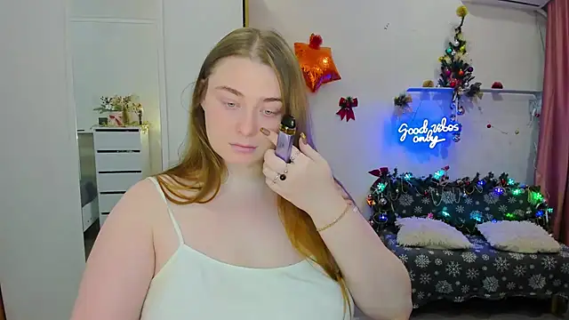 Demure Smile online show from December 4, 5:38 am