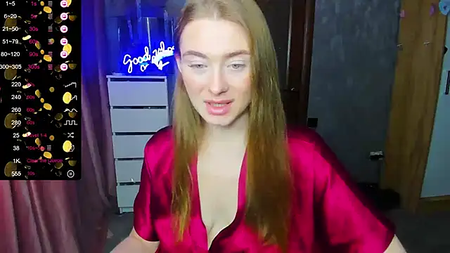 Demure Smile online show from September 20, 5:41 am