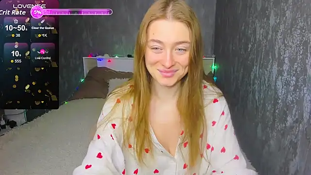 Demure Smile online show from October 13, 4:34 am