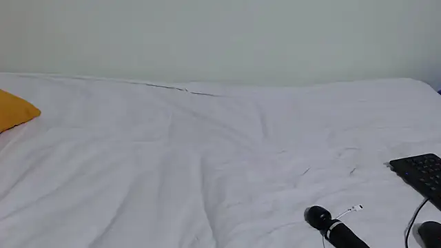 Snapshot of lakeeza chatting on December 4, 5:06 am lakeeza online show from December 4, 5:06 am