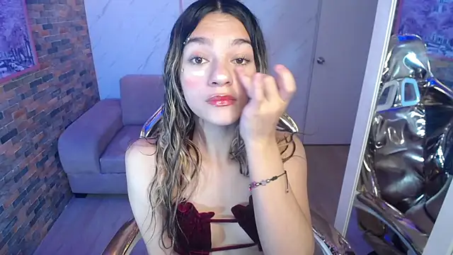 Snapshot of Laurita_b chatting on September 20, 7:59 pm Laurita b online show from September 20, 7:59 pm