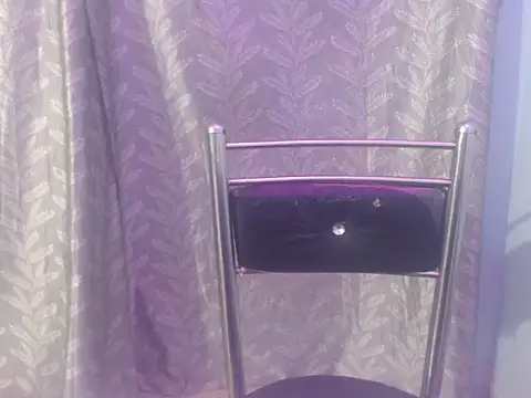 cute-priy online show from September 18, 5:42 am