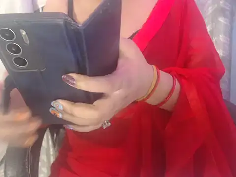 cute-priy online show from October 5, 1:37 am