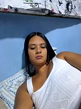 sexy-latin10 online show from February 1, 9:29 pm