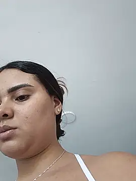 sexy-latin10 online show from June 23, 2:15 pm