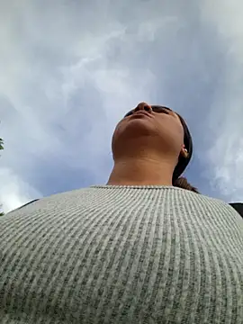sexy-latin10 online show from June 27, 1:06 pm