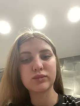 MollyDolle online show from August 7, 11:12 am