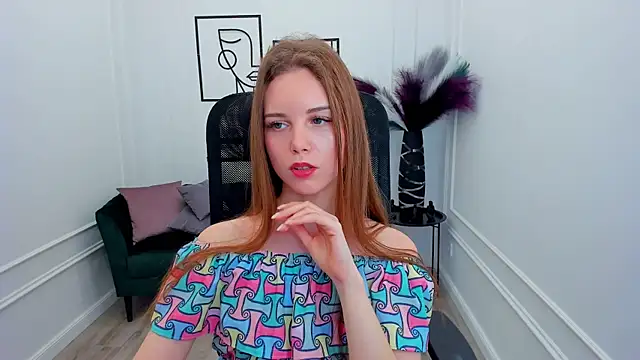 MileyWings online show from September 27, 11:48 am