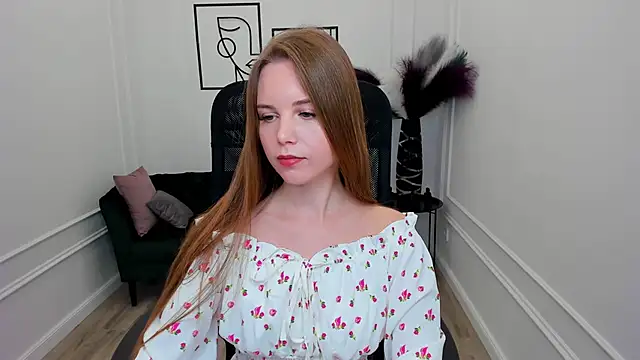 MileyWings online show from September 30, 4:39 am