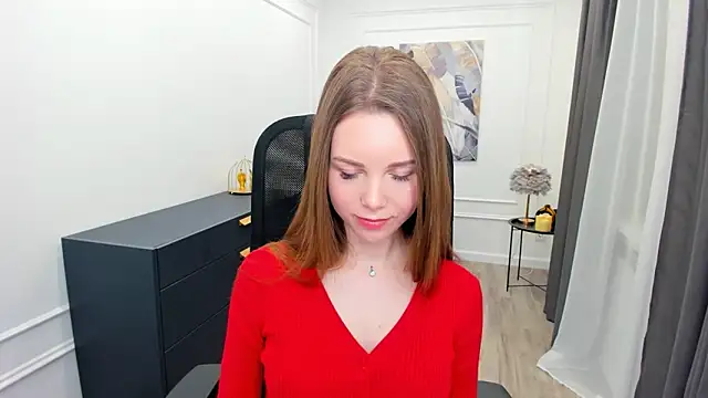 Snapshot of MileyWings chatting on March 9, 4:27 am MileyWings online show from March 9, 4:27 am