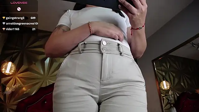 Snapshot of BarbaraTyleer chatting on May 11, 4:04 pm BarbaraTyleer online show from May 11, 4:04 pm