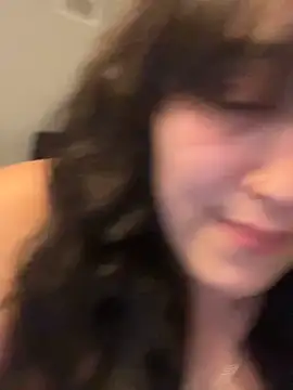 Snapshot of ThicBunz chatting on February 7, 4:46 pm ThicBunz online show from February 7, 4:46 pm