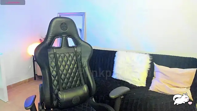 Piinkpandora online show from February 2, 3:39 pm