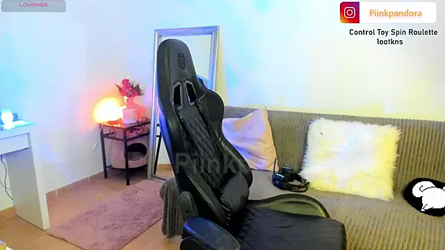 Piinkpandora online show from March 16, 10:31 pm