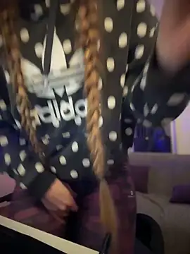 Piinkpandora online show from March 5, 8:27 pm