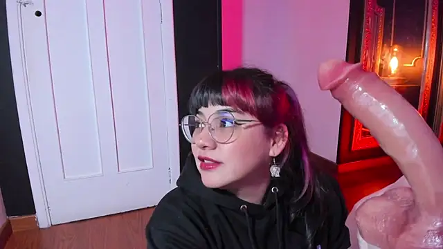 JeyLee online show from December 18, 2:38 pm