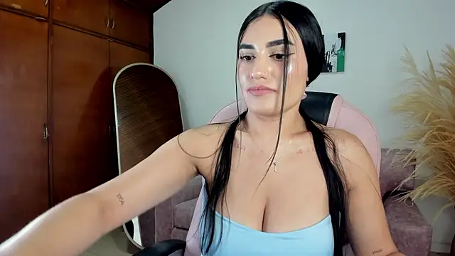 Snapshot of Alheli_16 chatting on February 13, 12:34 pm Alheli 16 online show from February 13, 12:34 pm