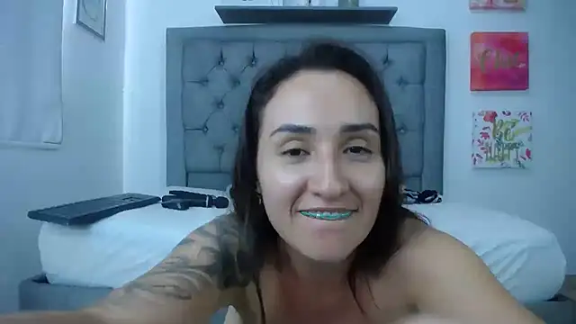 Carolina love19 online show from February 19, 8:10 pm