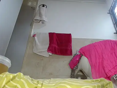 Snapshot of hornymilf_69xxx chatting on February 11, 6:24 pm hornymilf 69xxx online show from February 11, 6:24 pm