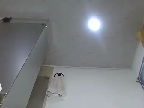 Snapshot of hornymilf_69xxx chatting on February 23, 5:21 pm hornymilf 69xxx online show from February 23, 5:21 pm