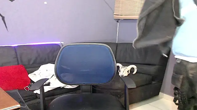 Snapshot of Andy_bapho chatting on October 9, 2:26 pm Andy bapho online show from October 9, 2:26 pm