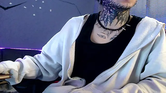 Snapshot of Andy_bapho chatting on October 13, 2:39 pm Andy bapho online show from October 13, 2:39 pm