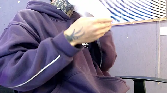 Snapshot of Andy_bapho chatting on October 21, 2:07 pm Andy bapho online show from October 21, 2:07 pm