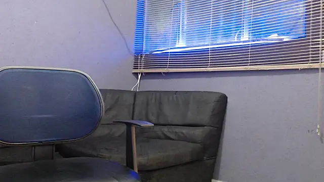 Snapshot of Andy_bapho chatting on February 24, 9:02 pm Andy bapho online show from February 24, 9:02 pm