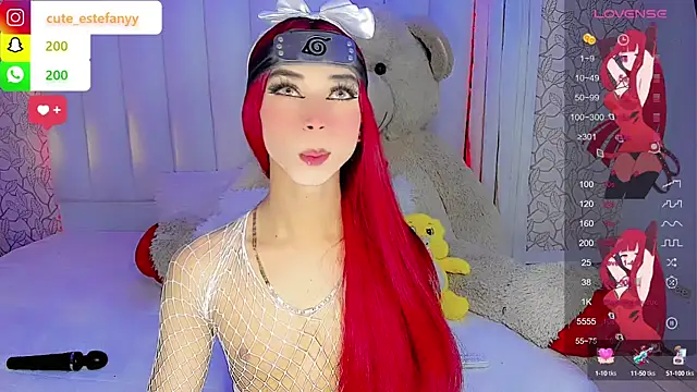 cute-estefany-19 online show from December 15, 1:57 am