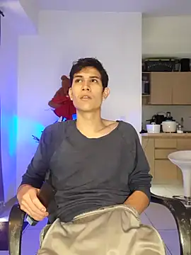Snapshot of MrCalicoTV chatting on December 11, 9:12 pm MrCalicoTV online show from December 11, 9:12 pm