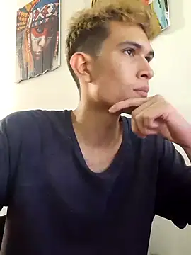 Snapshot of MrCalicoTV chatting on March 6, 1:24 pm MrCalicoTV online show from March 6, 1:24 pm