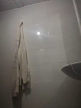 Snapshot of Khalyk_G chatting on November 14, 2:38 pm Khalyk G online show from November 14, 2:38 pm