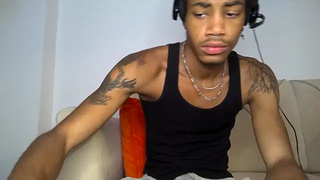 Skinnyblackman online show from November 15, 3:37 am