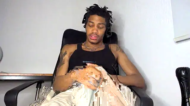 Skinnyblackman online show from May 28, 4:10 am