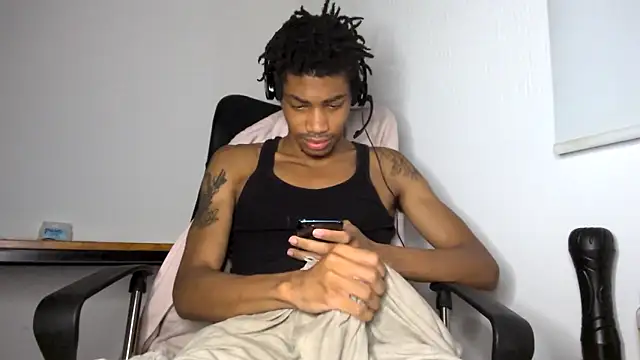 Skinnyblackman online show from June 5, 3:13 am