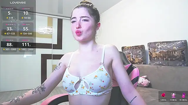 Luxuryalma online show from May 20, 7:53 pm