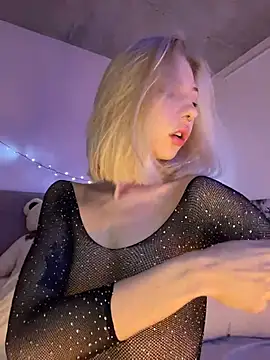  urbestie  online show from May 10, 7:52 pm