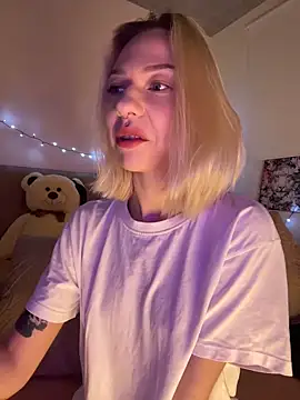  urbestie  online show from May 17, 8:27 pm