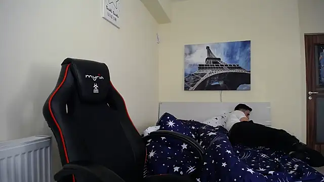 amydamarw online show from March 6, 3:19 pm