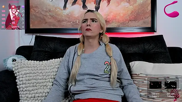 shannel  queen online show from February 6, 2:22 am